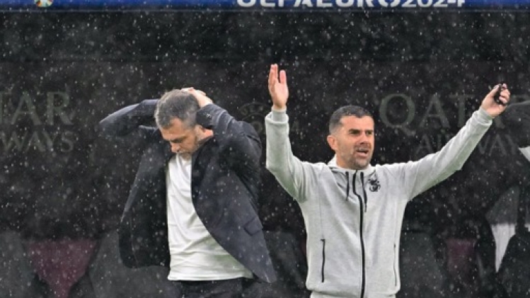 Montella fête ses 50 ans et le premier succès turc en ouverture, Sagnol fier des Géorgiens