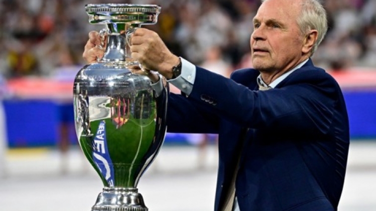 Le trophée destiné au vainqueur de l'Euro de football a plus que doublé de valeur