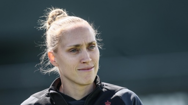 Janice Cayman prolonge à Leicester City