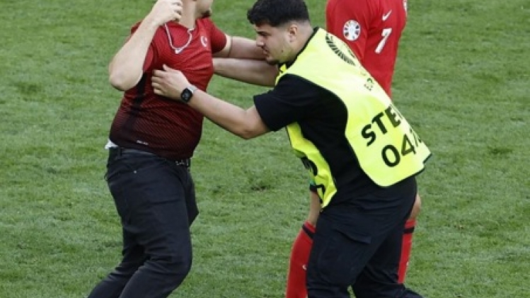 Les selfies avec Ronaldo: l'UEFA va prendre des mesures de sécurité supplémentaires