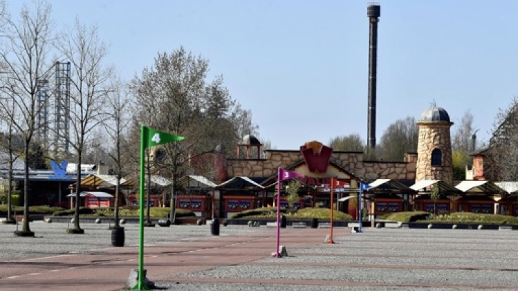 Des centaines de cars contrôlés sur les parkings de quatre parcs d'attraction