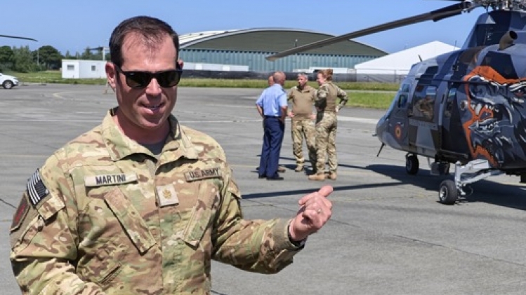 L'ambassadeur US à Coxyde dans le cadre d'une grande rotation militaire américaine