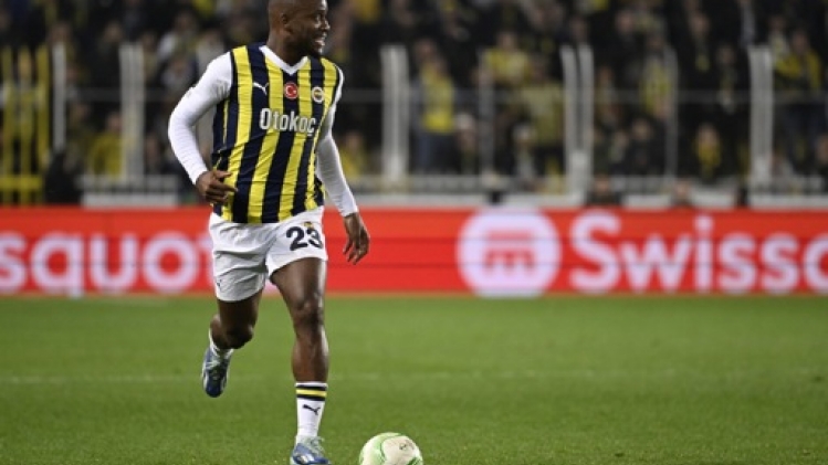 Michy Batshuayi s'engage avec Galatasaray pour trois ans