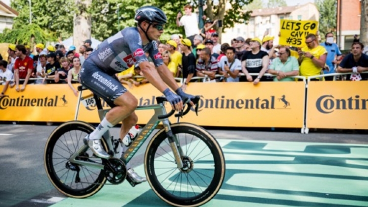 Jasper Philipsen a passé une bonne nuit après sa chute dans la 3e étape