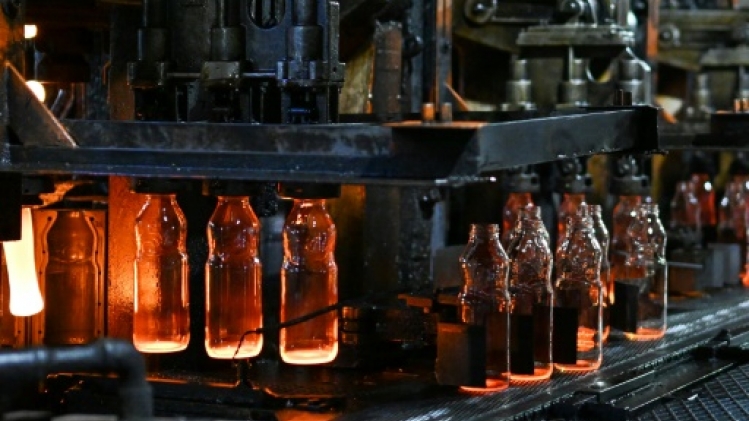 Comment faire des bouteilles de vin ou de bière plus sobres pour la planète