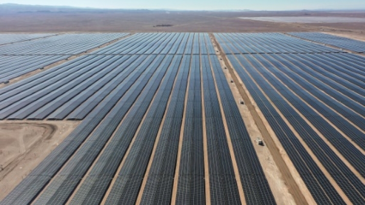 La plus grande centrale solaire du Chili inaugurée dans le désert de l'Atacama