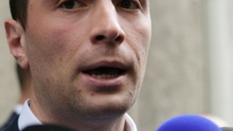 Bardella demande aux députés RN d'être parfaitement irréprochables