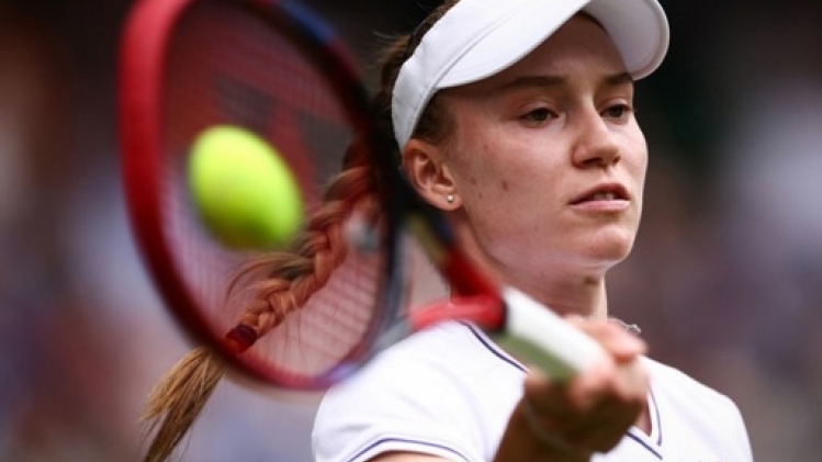 Elena Rybakina se joue d'Elina Svitolina et rejoint le dernier carré