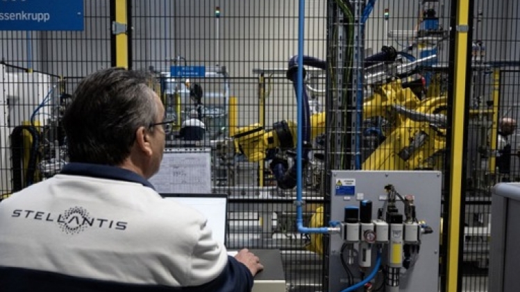 USA: rappel de Stellantis et BMW de plus de 700.000 véhicules liés aux airbags