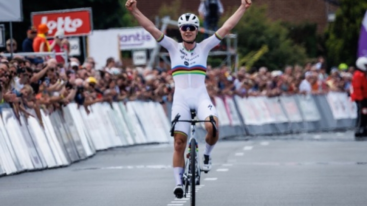 Lotte Kopecky remporte la troisième édition et repart également avec le maillot à pois