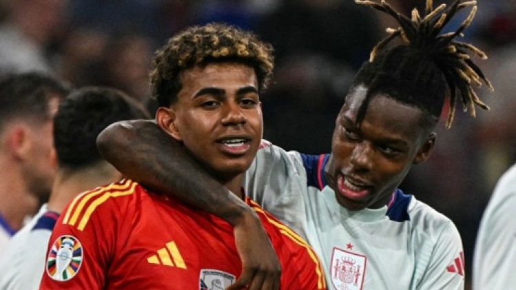 Espagne-Angleterre, un clash des genres en finale