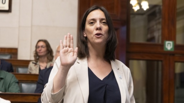 Elisabeth Degryse devient ministre-présidente de la FWB - Biographie