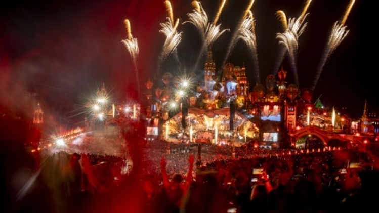 Le festival Tomorrowland affiche complet pour son 20e anniversaire sur le thème de la vie