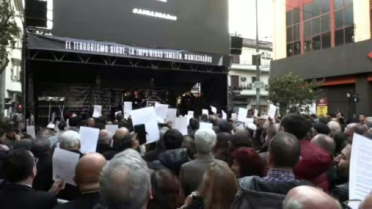 c5f958f44ad75b70058c82257f3e1351da98c9ca