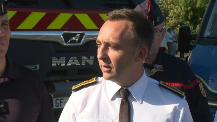 Bassines: une journée de frictions, entre jeu de piste et début d'incendie