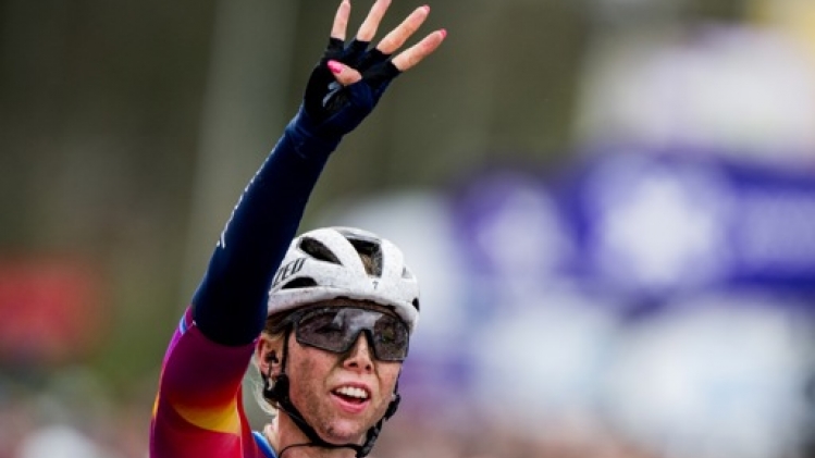 Lorena Wiebes après une étape tumultueuse: Le respect manque quelque peu dans ce peloton