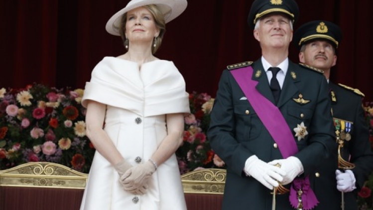 Un défilé militaire et civil haut en couleurs pour célébrer le 21 juillet