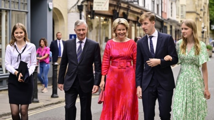 La famille royale à Oxford pour la cérémonie de fin d'études de la princesse Élisabeth