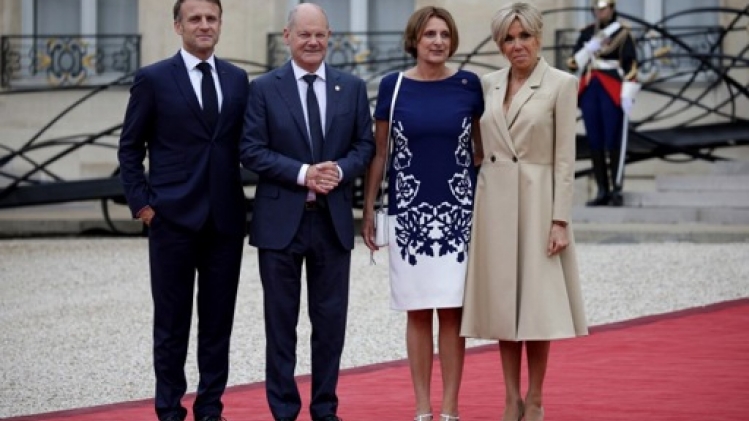 Macron accueille les chefs d'Etat étrangers à l'Elysée avant la cérémonie d'ouverture