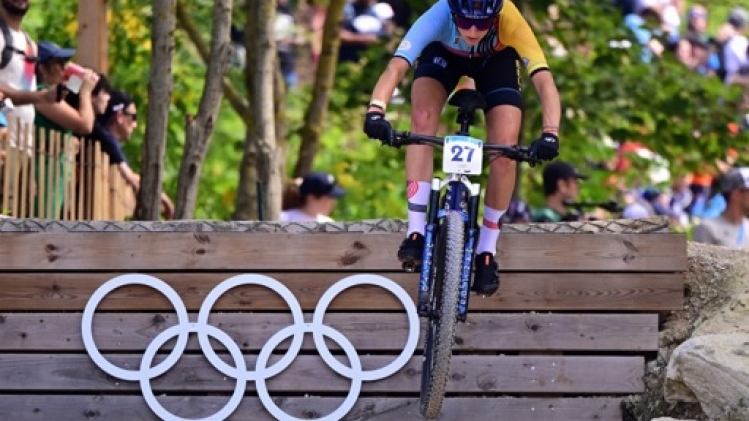 Emeline Detilleux 25e du cross-country, Pauline Ferrand-Prévot complète son palmarès