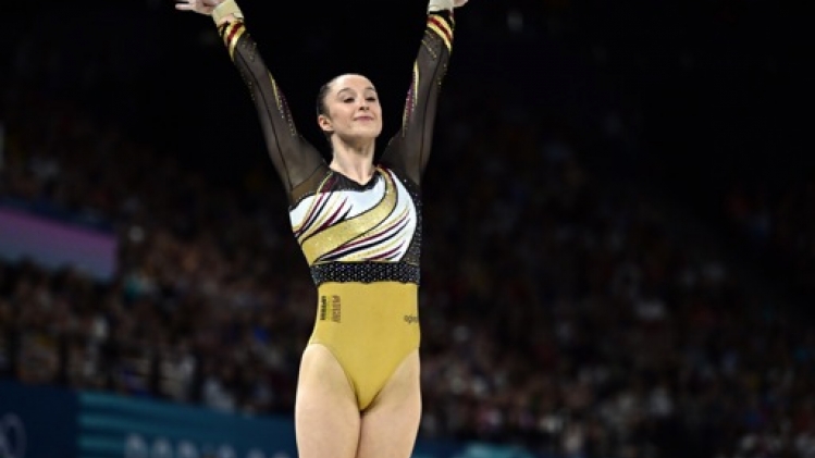 Nina Derwael se qualifie avec la 4e place pour la finale des barres asymétriques