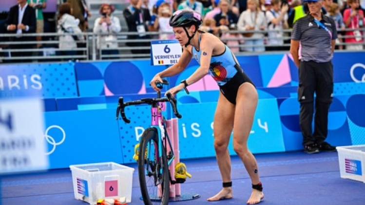 Jolien Vermeylen 24e et Claire Michel 38e du triathlon remporté par le Française Beaugrand