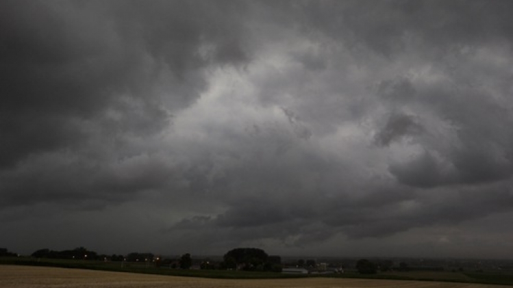 Éclaircies et averses alterneront sous un ciel parfois grondant jeudi après-midi