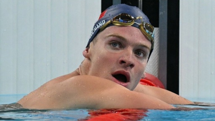 Quatrième médaille d'or pour Léon Marchand, vainqueur du 200m quatre nages