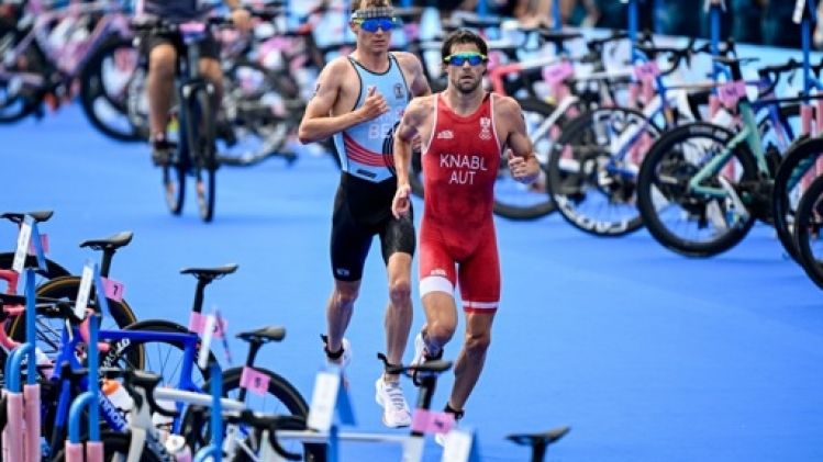 Pas d'entraînement de natation samedi dans la Seine pour les Belgian Hammers en triathlon
