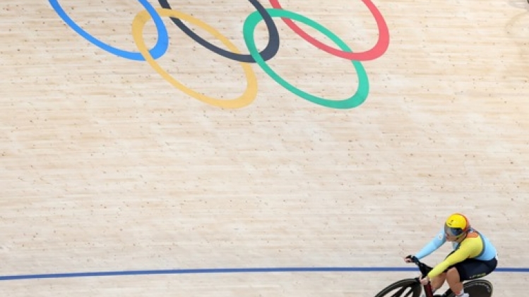 Nicky Degrendele se qualifie pour les demi-finales mais chute après la ligne d'arrivée