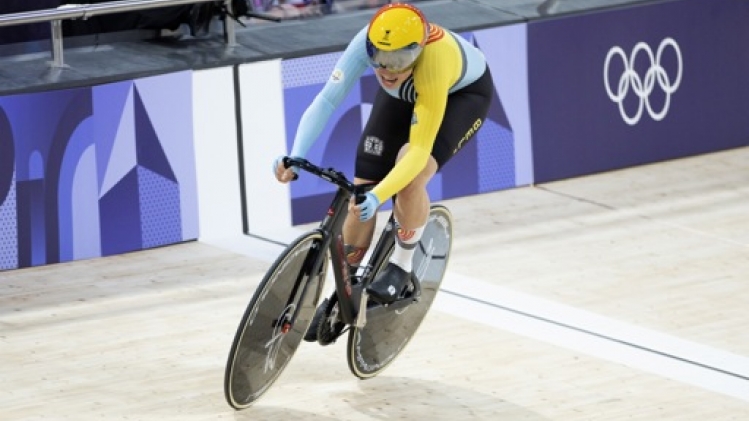 Julie Nicolaes 3e des repêchages et éliminée de la vitesse individuelle