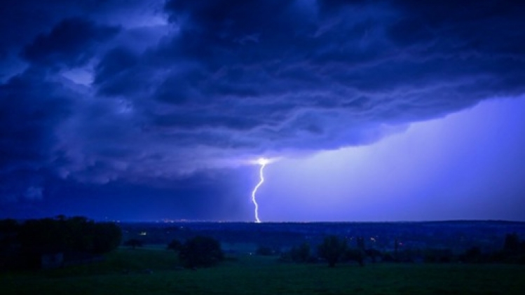 France: 24 départements en vigilance orange aux orages dans la moitié est