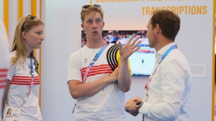 Le prince Emmanuel a obtenu son baccalauréat international