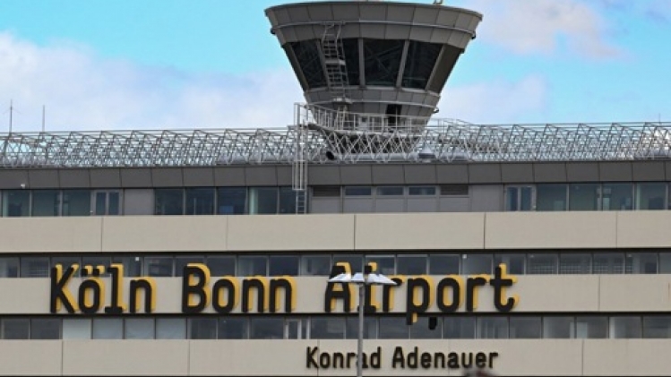 Des activistes pour le climat perturbent le trafic aérien à Cologne et Nuremberg