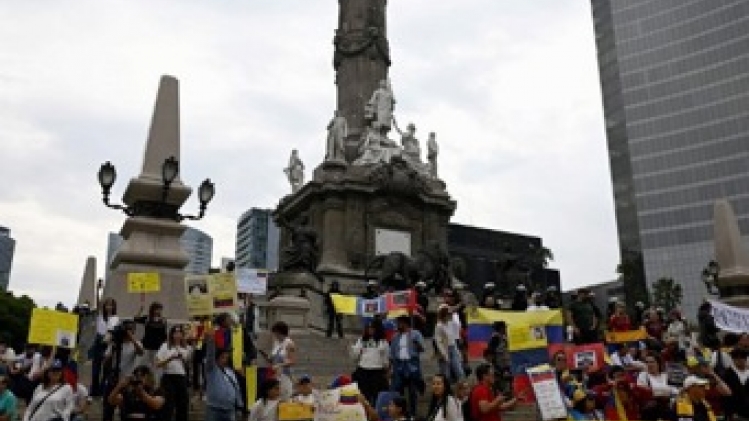 L'opposition accuse Maduro de jouer avec la vie de millions de Vénézuéliens