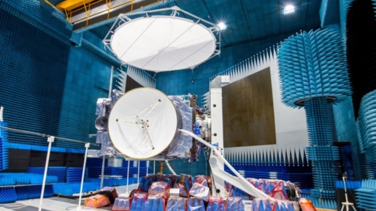 Juice, en route pour Vénus, a réussi son survol de la Terre et de la Lune