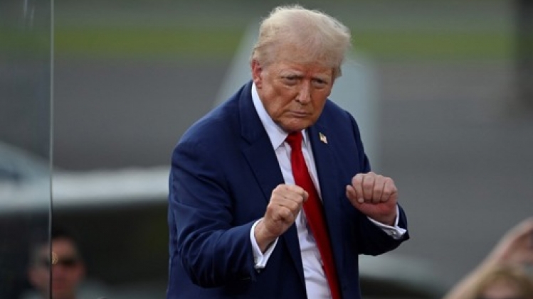 Trump insulte Harris lors de son premier meeting en extérieur en Caroline du Nord