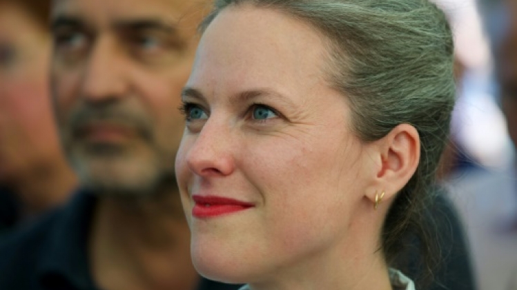 Macron: consultations à l'Elysée, urgence pour Matignon