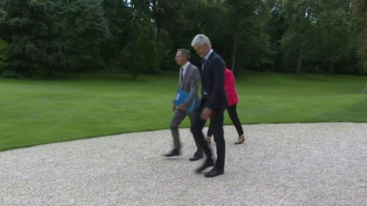 Matignon: consultations à l'Elysée, journée de dupes entre Macron et le NFP ?