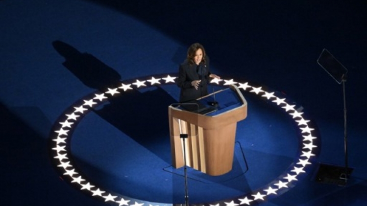 Harris s'engage à être aux côtés de l'Ukraine et l'Otan et ferme avec les dictateurs