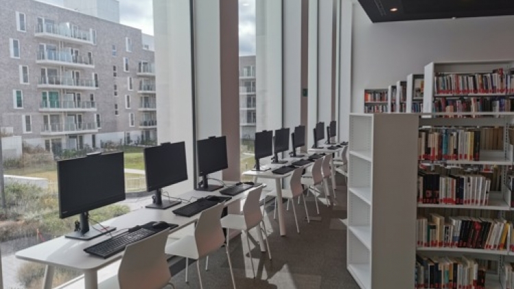 La bibliothèque de Namur prend ses quartiers dans un nouvel espace de 2.200 mètres carrés