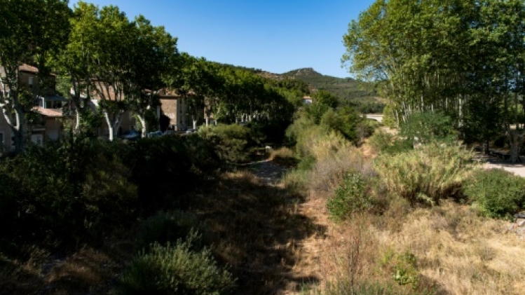 Malgré l'automne, un village de l'Aude toujours alimenté en eau par camion-citerne