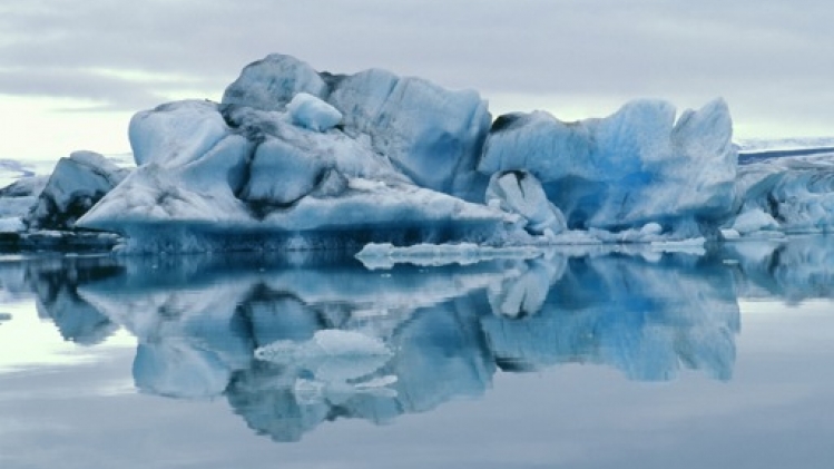 Deux personnes disparues après l'effondrement d'une grotte de glace en Islande
