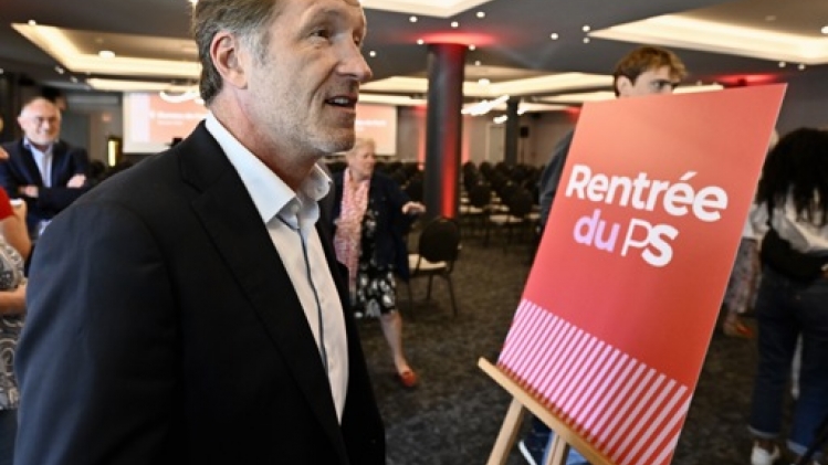 Pour Paul Magnette, Les Engagés sont à la remorque du MR