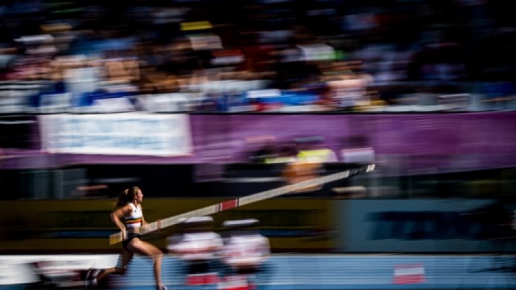 Elien Vekemans bat le record de Belgique à la perche avec un bond à 4m54 en Croatie