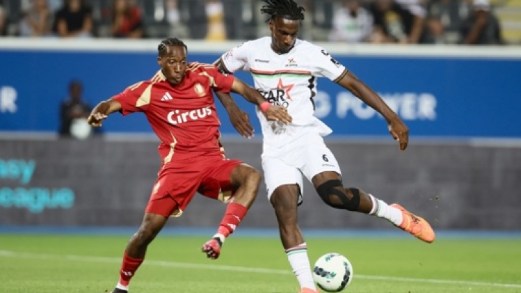 Le Standard battu 2 à 0 à Oud-Heverlee Louvain qui reste invaincu en championnat