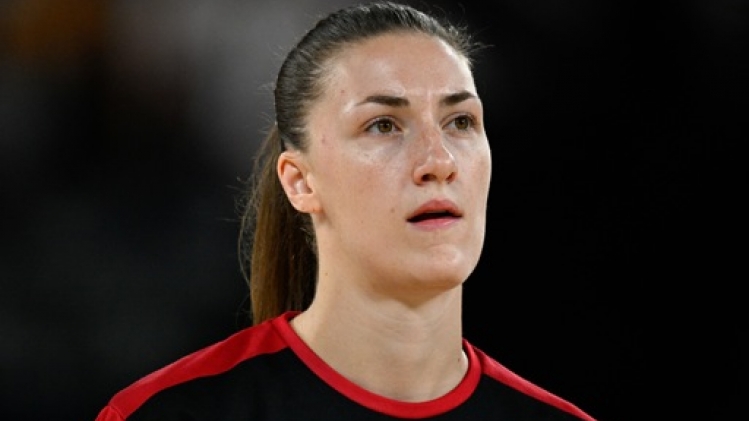 Déchirure du ligament croisé antérieur pour Laure Resimont