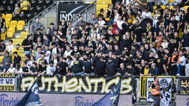 Lokeren renforce sa défense avec l'arrivée de Mats Lemmens