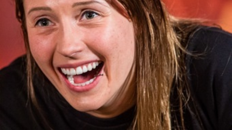 Amelie Lens et Charlotte de Witte s'installeront derrière les platines ensemble à Gand