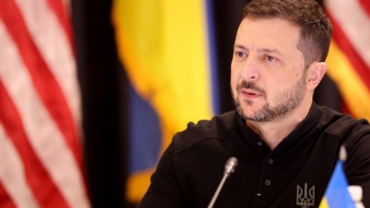 Zelensky appelle à autoriser l'usage d'armes à longue portée sur le territoire russe